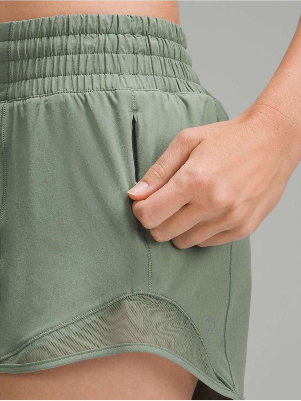 Lululemon Hotty Hot High-Rise Lined Short 2.5"